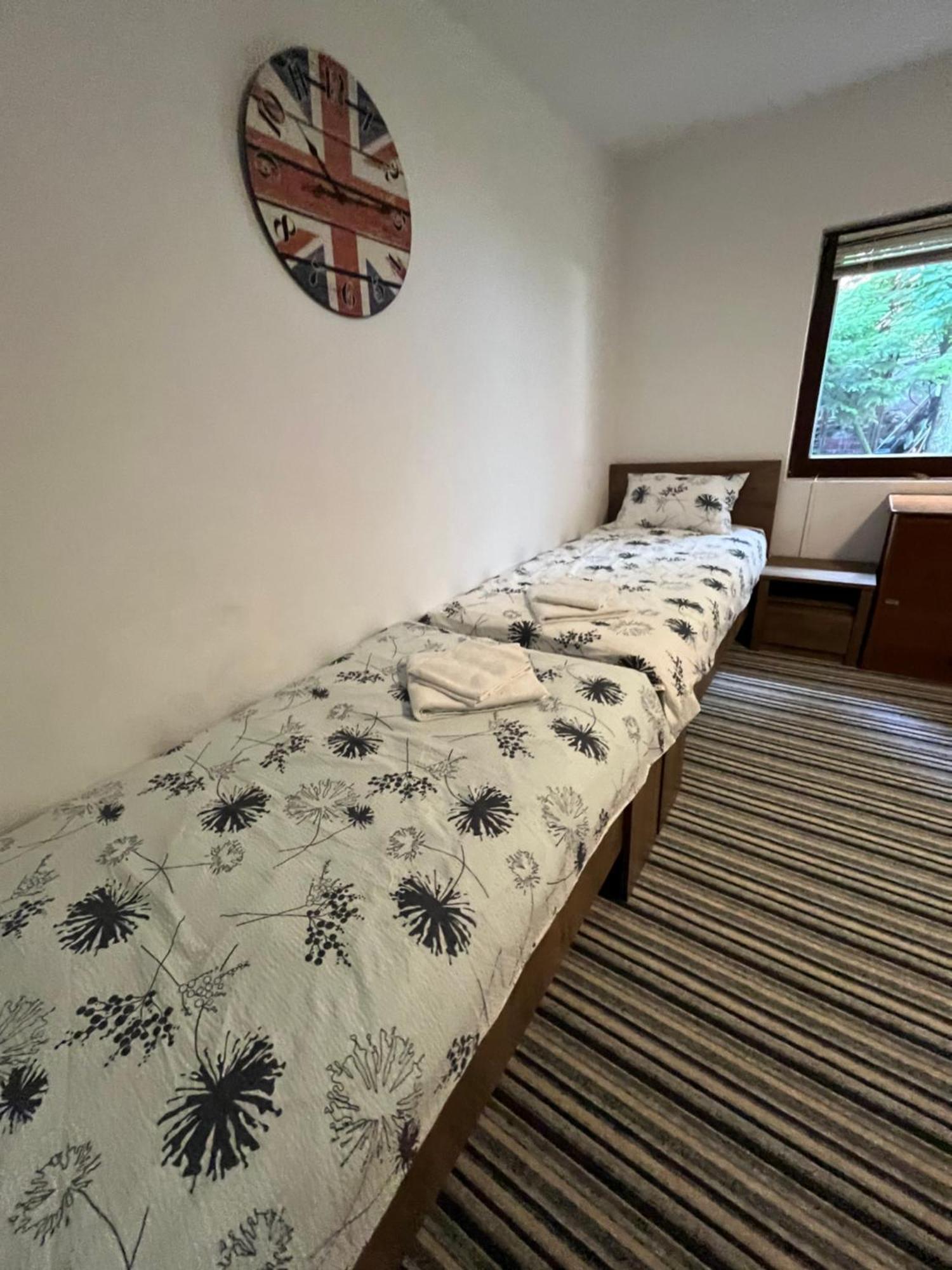 Apartments Music, Garden And Free Parking Sarajevo Exterior photo